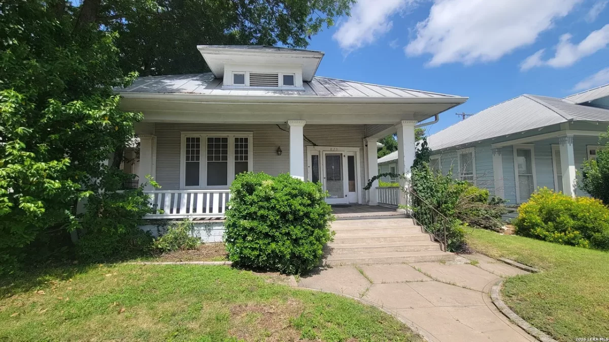 2BR House for Sale in San Antonio, TX