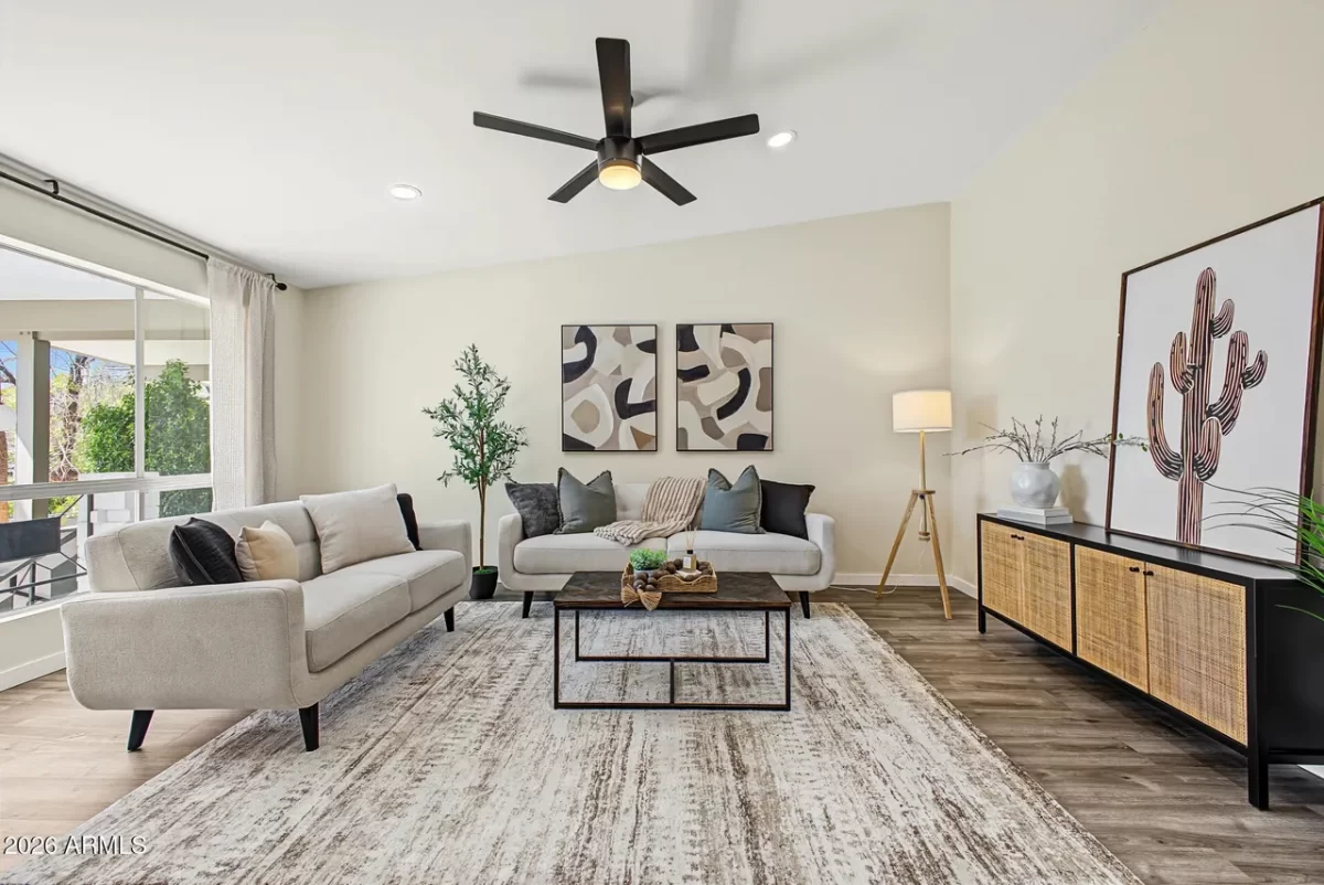 2BR Condo for Sale in Phoenix, AZ