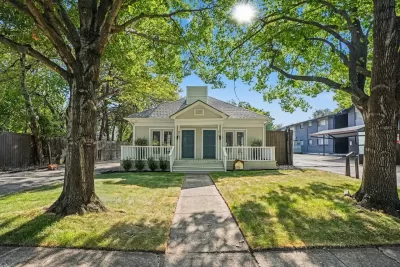 1BR Duplex for Rent in Dallas, TX