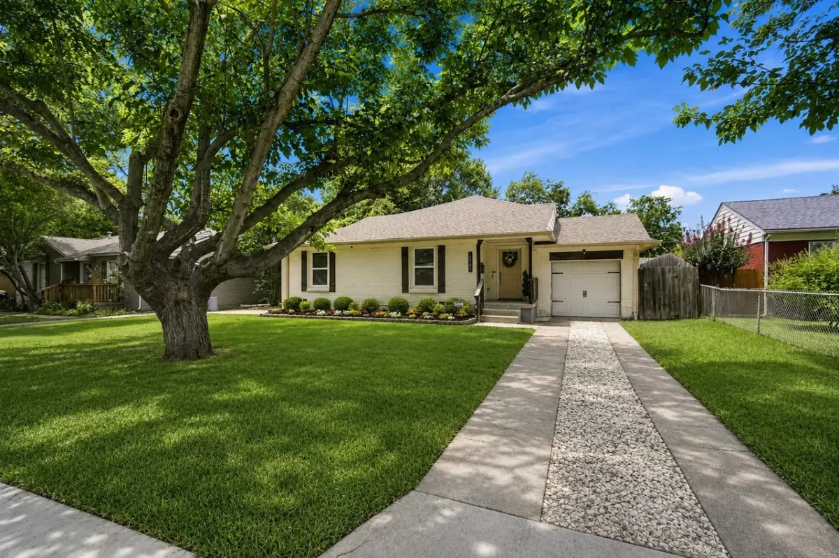 4BR House for Sale in Dallas, TX