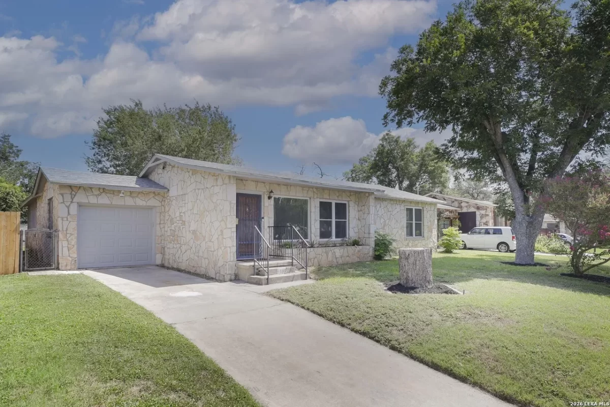 3BR House for Sale in San Antonio, TX