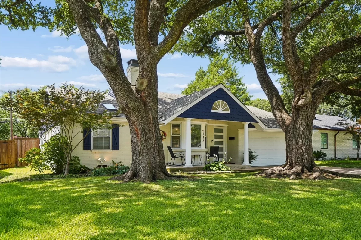 2BR House for Sale in Dallas, TX
