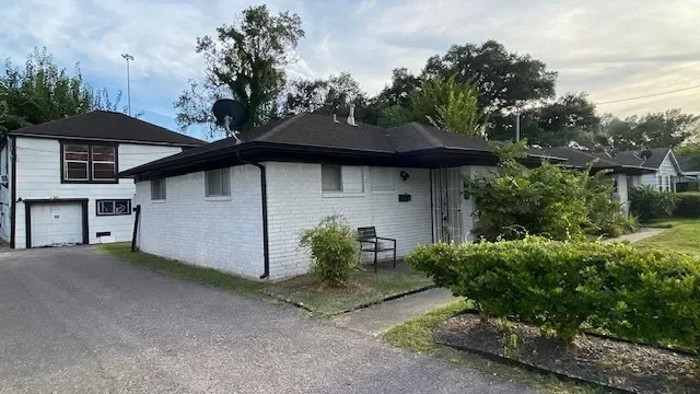 2BR House for Rent in Houston, TX