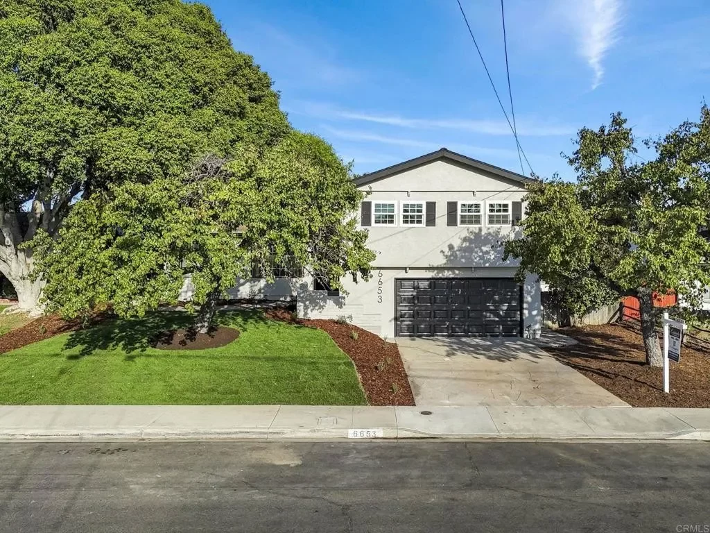 4BR House for Sale in San Diego, CA