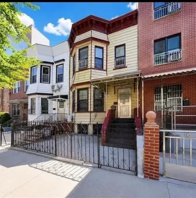 7BR Multi-Family for Sale in Brooklyn, NY