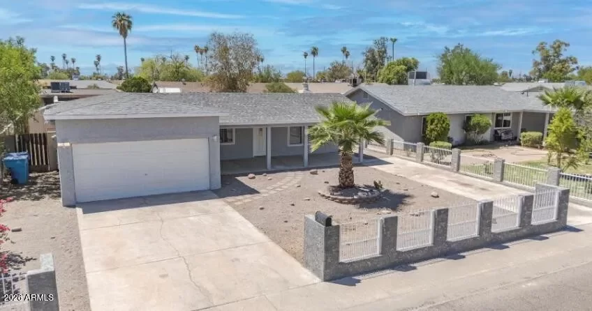 4BR House for Sale in Phoenix, AZ