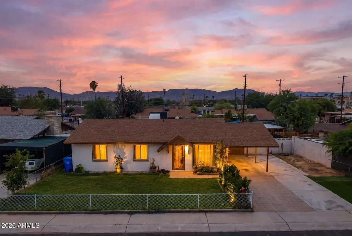 3BR House for Sale in Phoenix, AZ