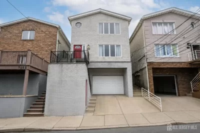 Multi-Family for Sale in North Bergen, NJ