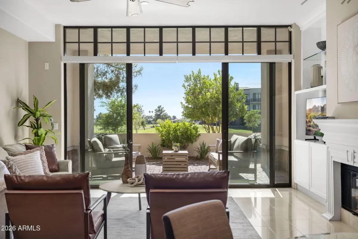 2BR Townhouse for Sale in Phoenix, AZ