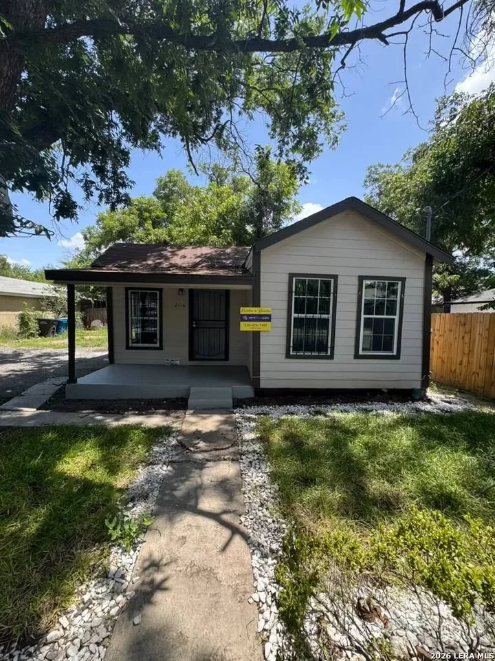 2BR House for Sale in San Antonio, TX