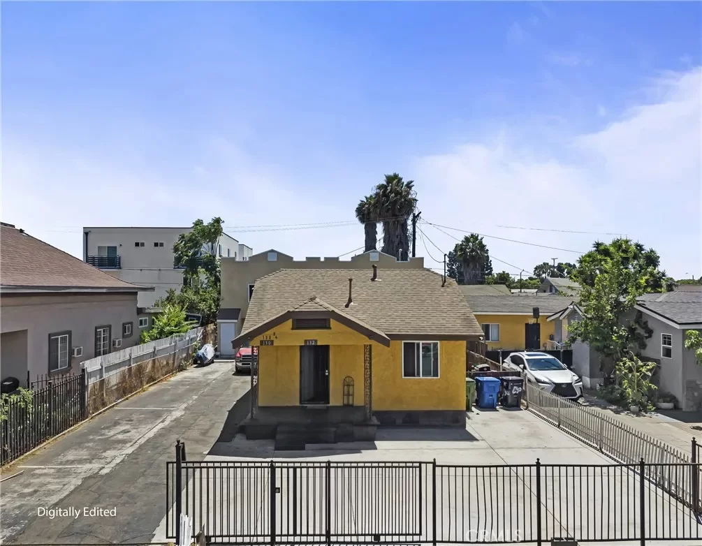 8BR Multi-Family for Sale in Los Angeles, CA