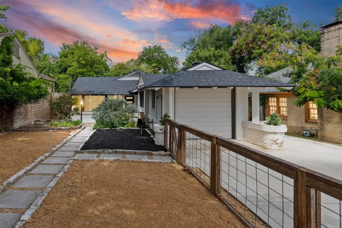 3BR House for Sale in Dallas, TX