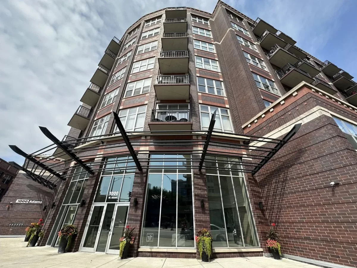 2BR Condo for Rent in Chicago, IL