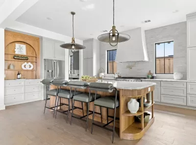 5BR House for Sale in Dallas, TX
