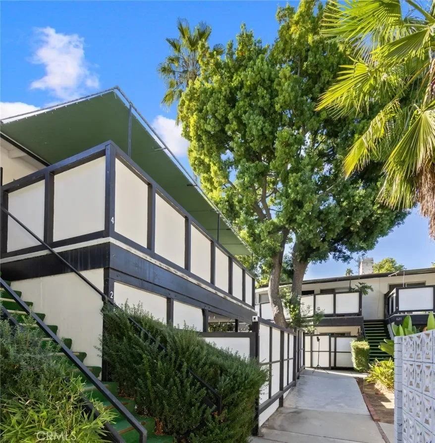 2BR House for Rent in Pasadena, CA
