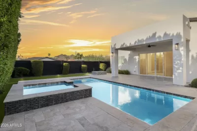4BR House for Sale in Phoenix, AZ