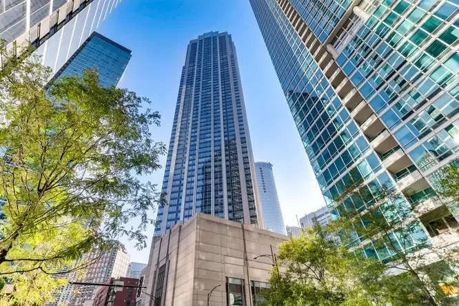 2BR Condo for Rent in Chicago, IL