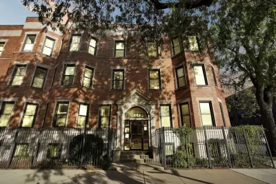 5BR Condo for Sale in Chicago, IL