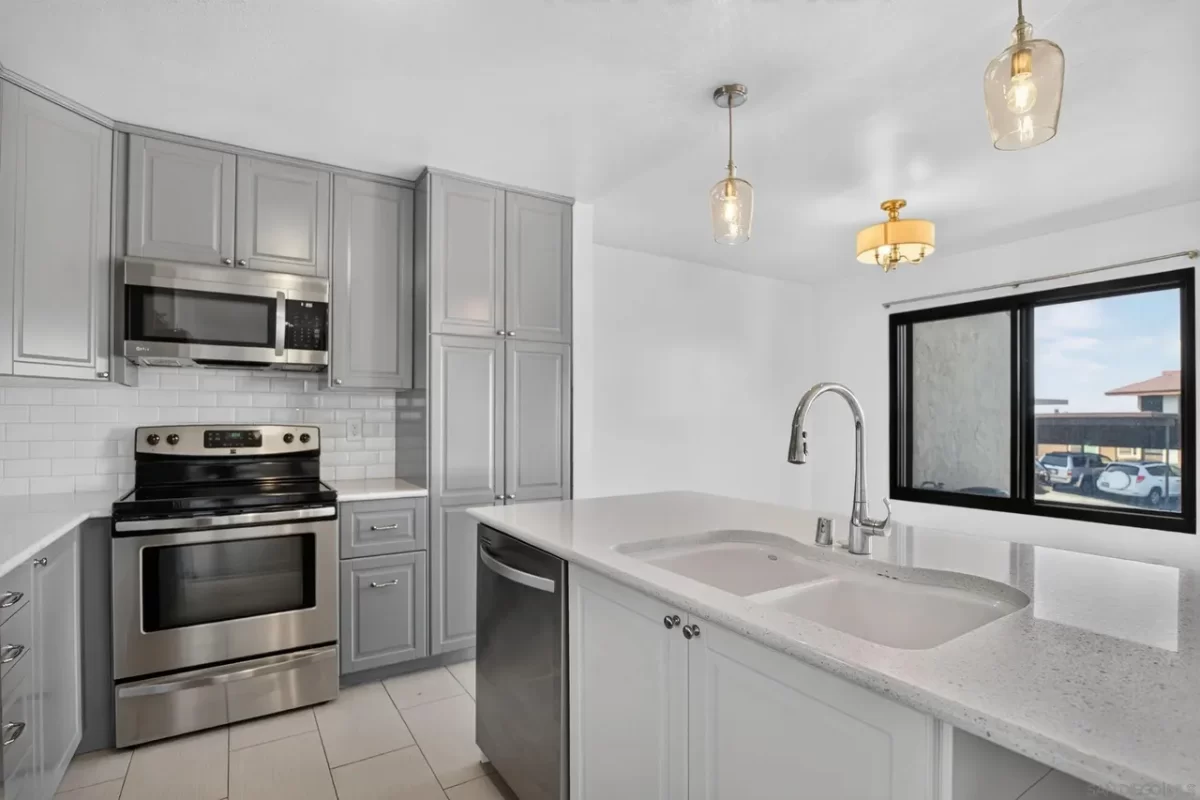 2BR Condo for Rent in San Diego, CA