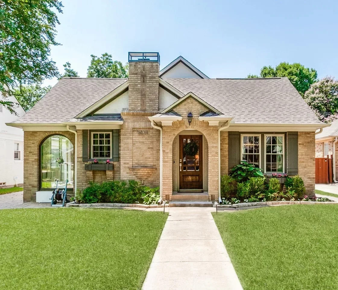 4BR House for Sale in Dallas, TX
