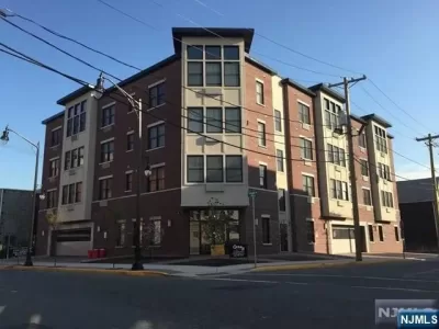 2BR Condo for Rent in Cliffside Park, NJ