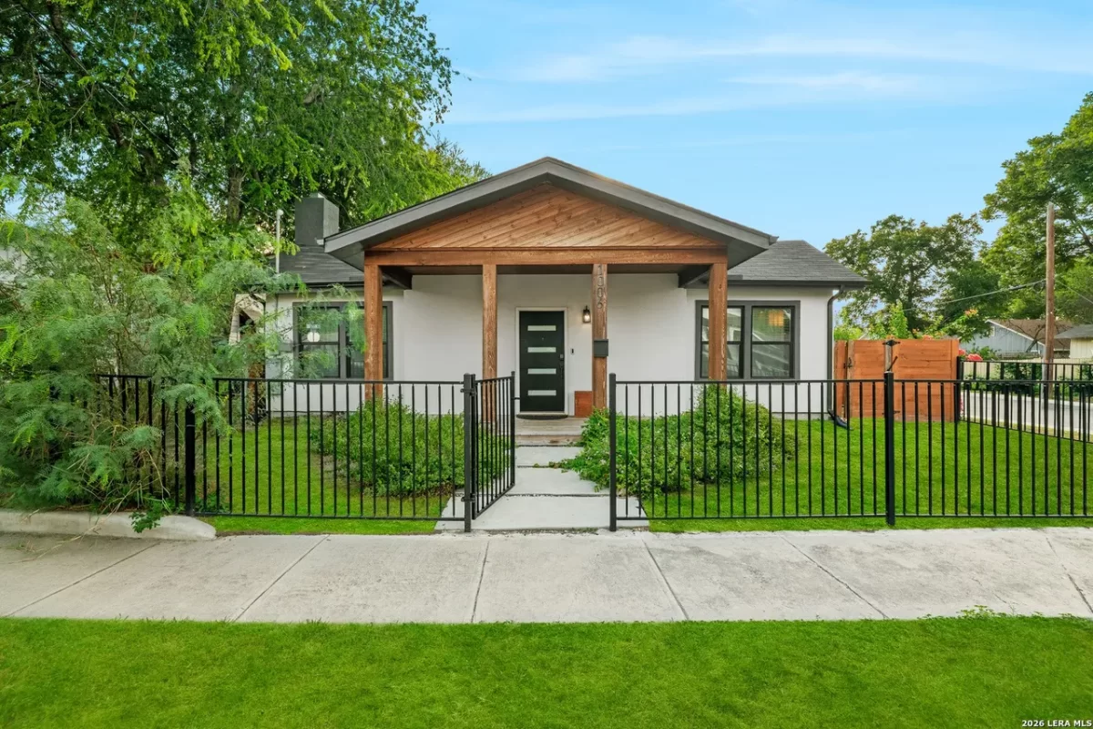 3BR House for Sale in San Antonio, TX