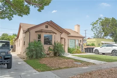 6BR Multi-Family for Sale in Burbank, CA