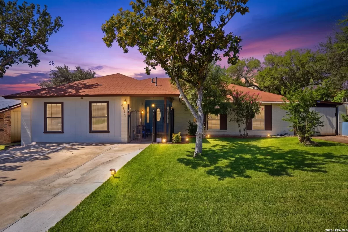 4BR House for Sale in San Antonio, TX