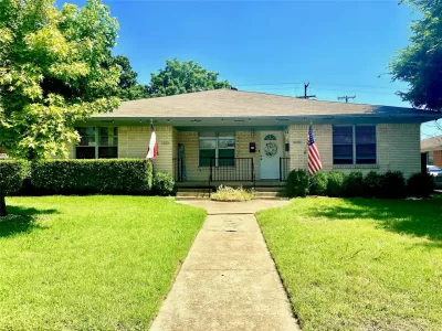 2BR Duplex for Rent in Dallas, TX