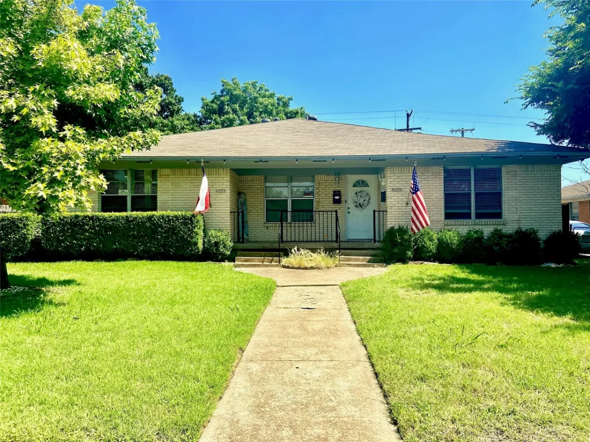 2BR Duplex for Rent in Dallas, TX