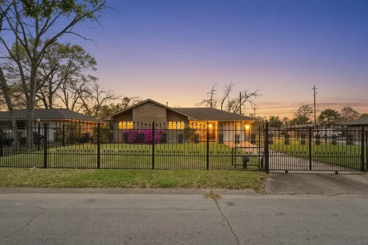 3BR House for Sale in Houston, TX