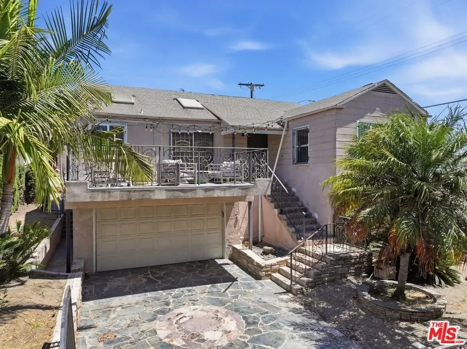 3BR House for Sale in Los Angeles, CA