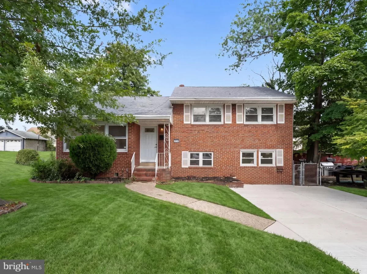 4BR House for Sale in Pennsauken, NJ