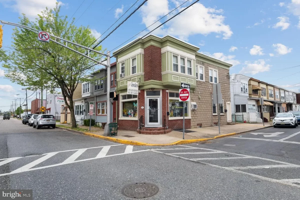 Multi-Family for Sale in Gloucester City, NJ