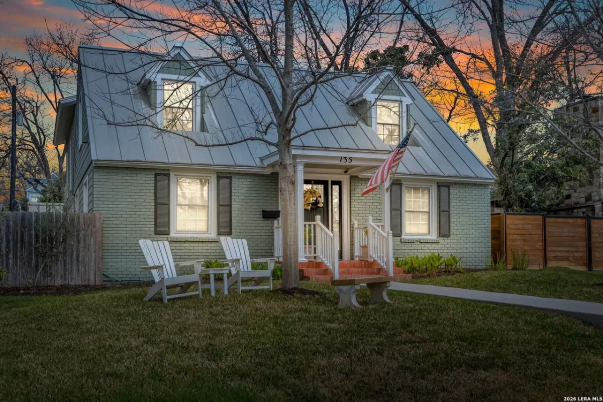 3BR House for Sale in Alamo Heights, TX