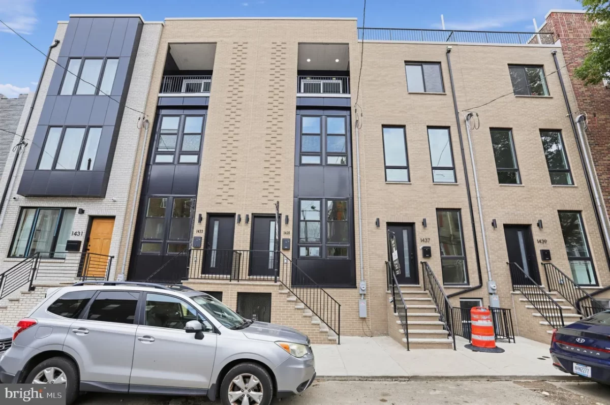 4BR Townhouse for Sale in Philadelphia, PA