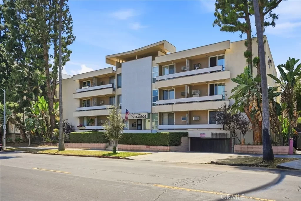 1BR Condo for Sale in Los Angeles, CA