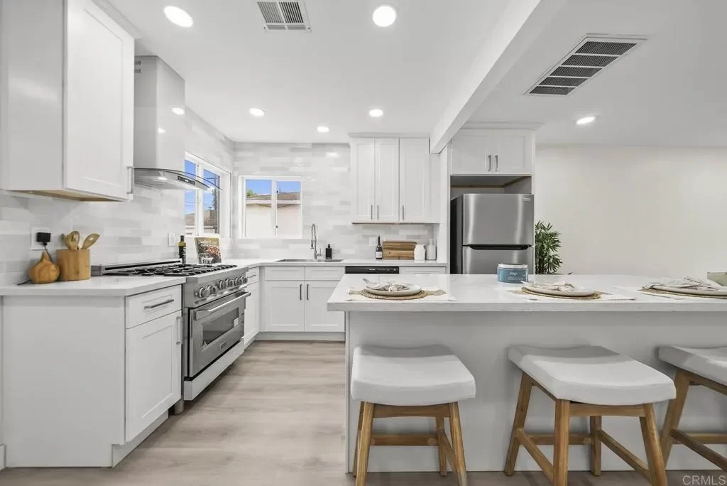 5BR House for Sale in San Diego, CA
