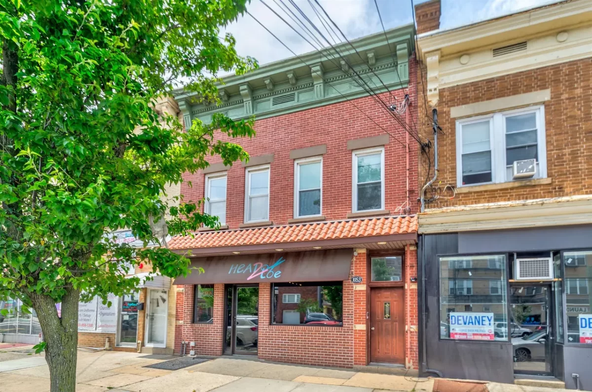 4BR Multi-Family for Sale in Bayonne, NJ