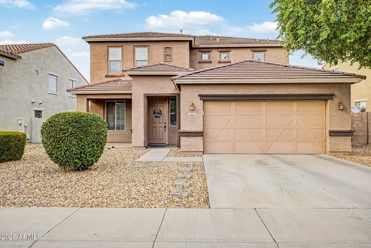 4BR House for Sale in Phoenix, AZ