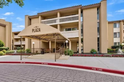 Condo for Sale in San Diego, CA