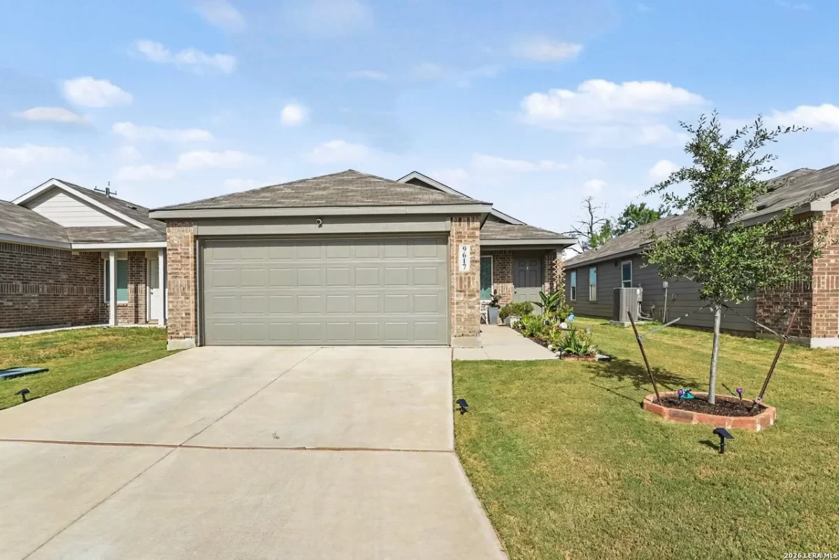 3BR House for Sale in San Antonio, TX