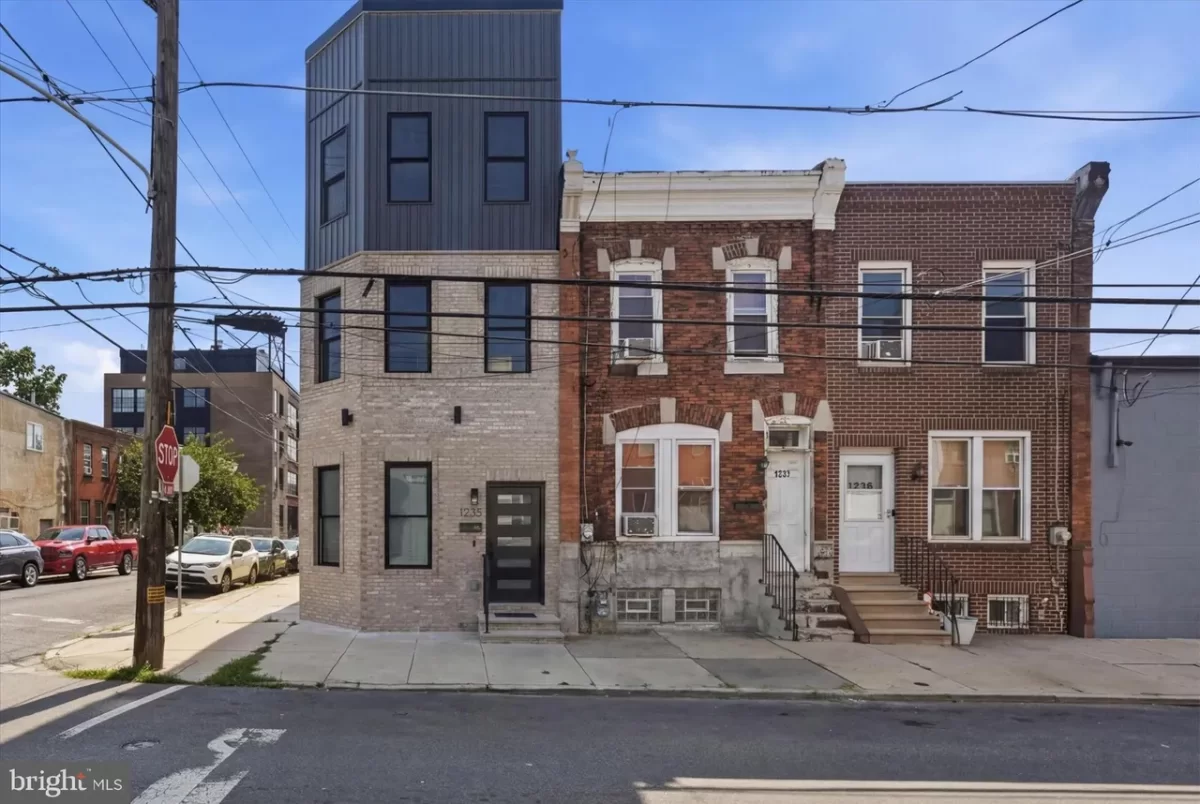 4BR Townhouse for Sale in Philadelphia, PA