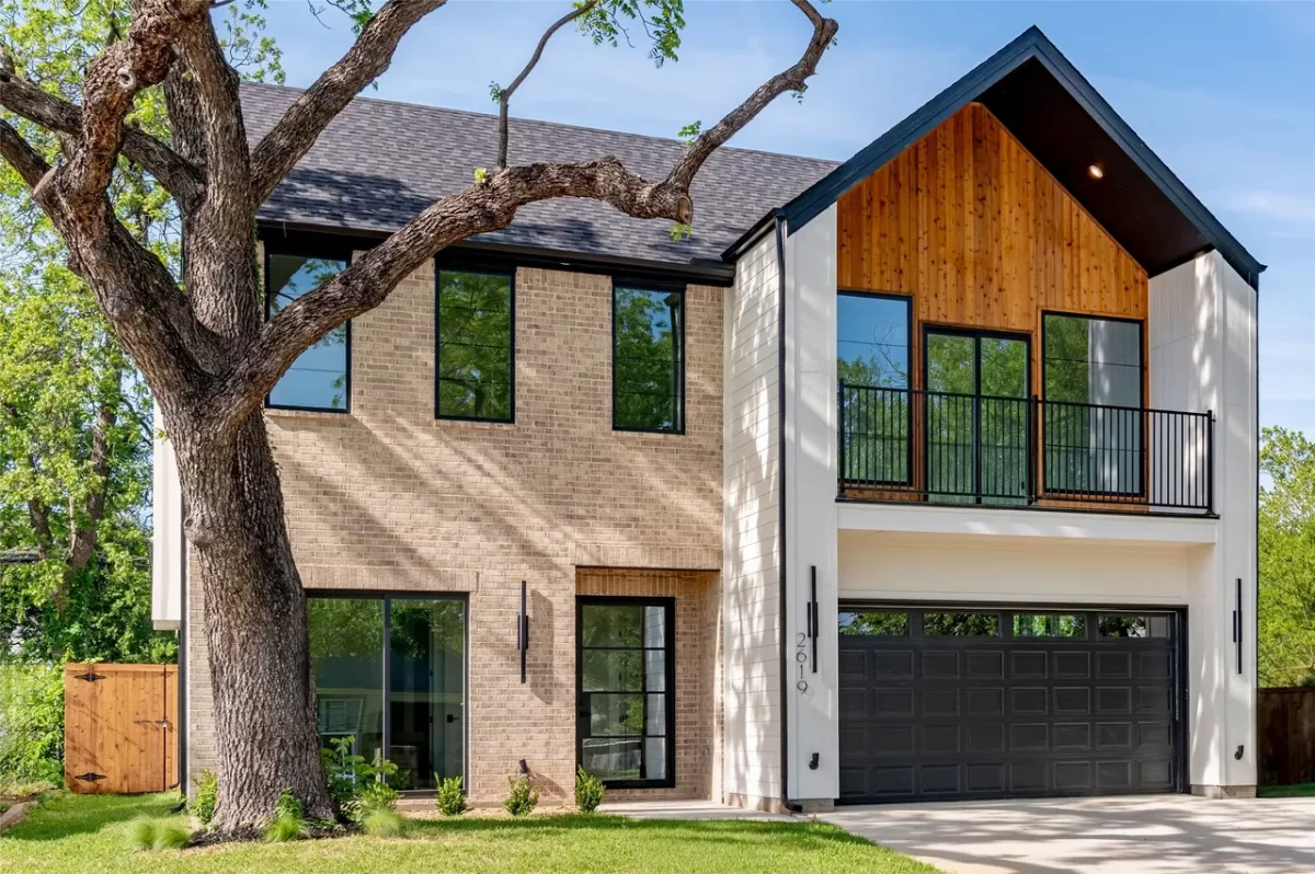 4BR House for Sale in Dallas, TX