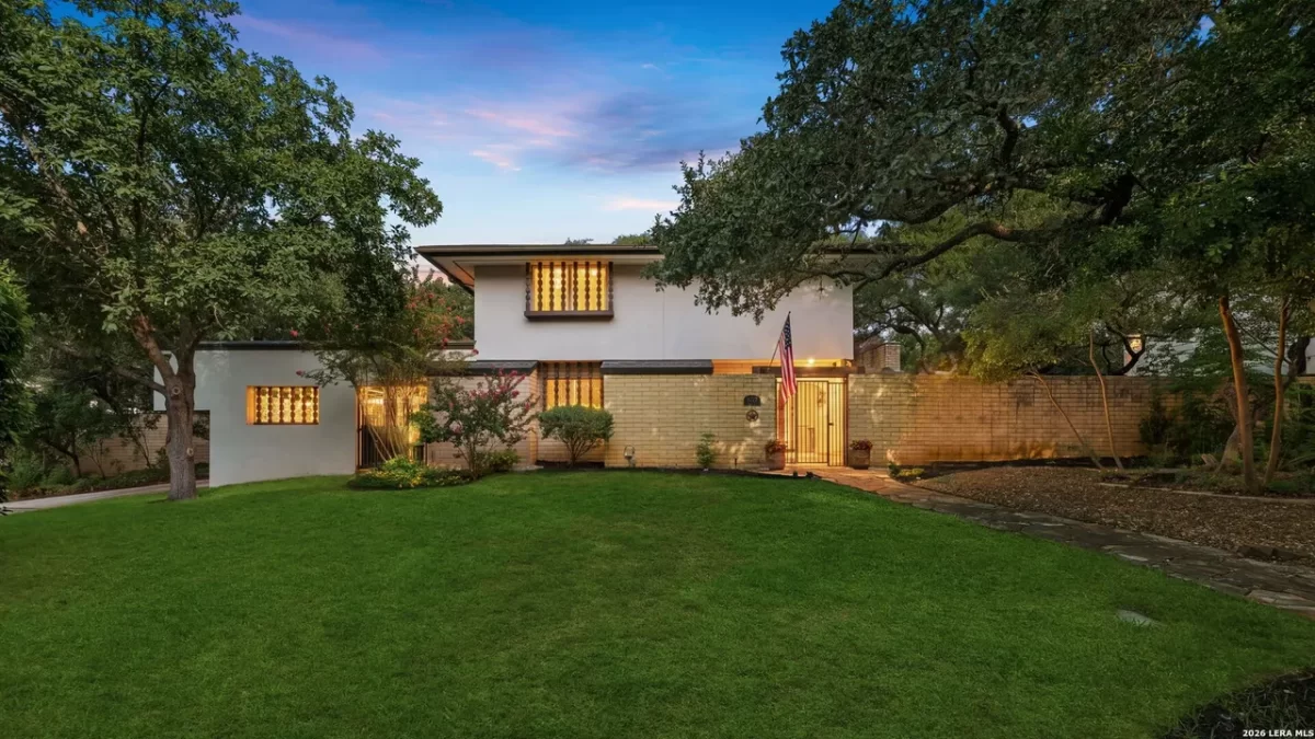 5BR House for Sale in San Antonio, TX