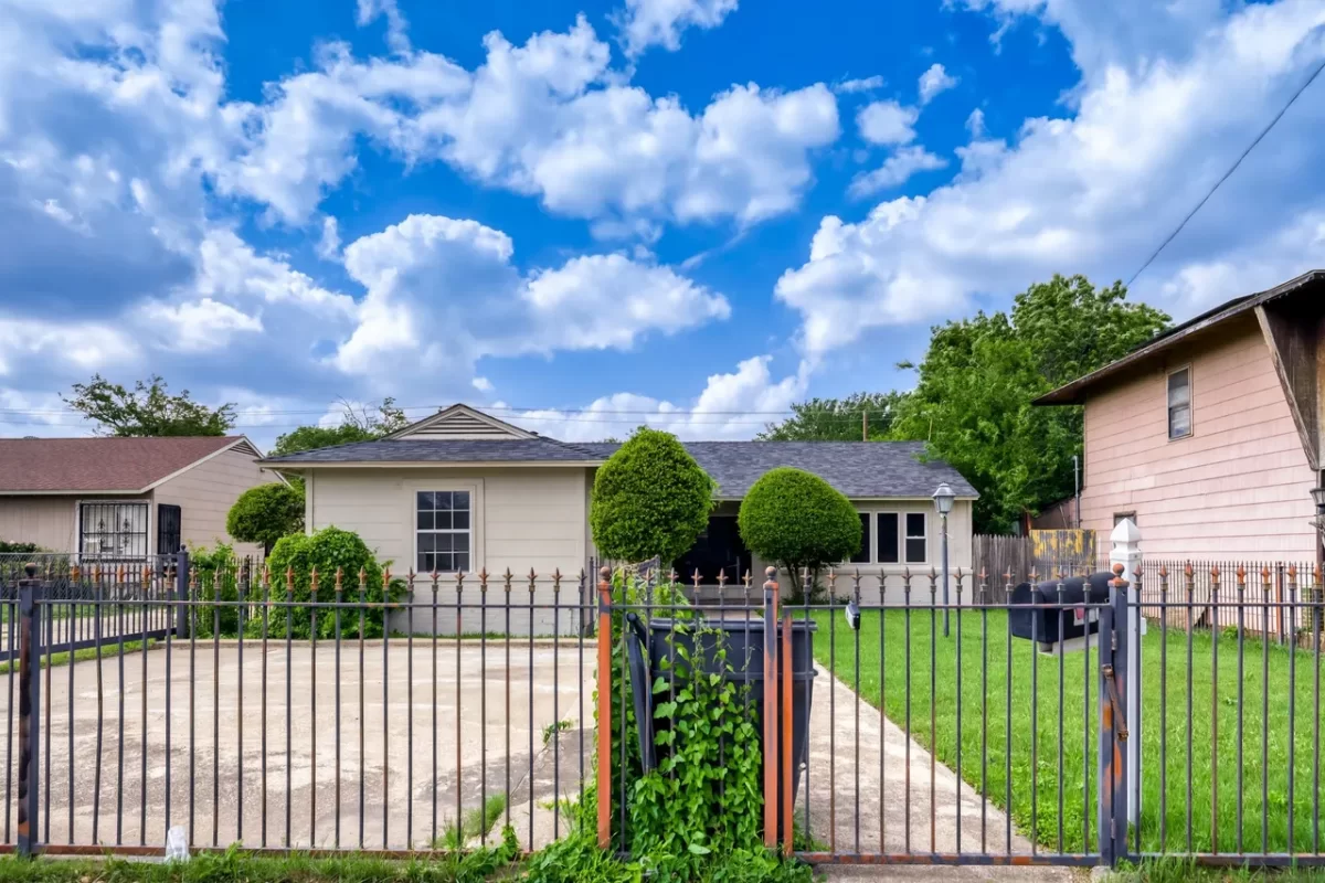 3BR House for Sale in Dallas, TX