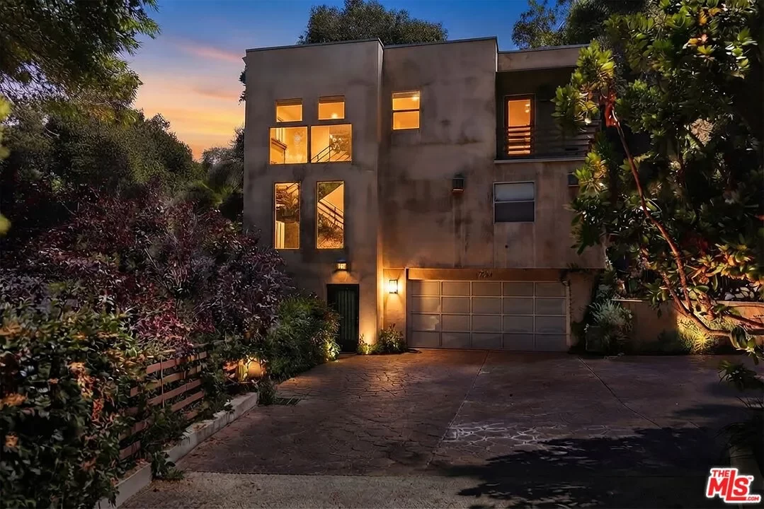 3BR House for Sale in Los Angeles, CA