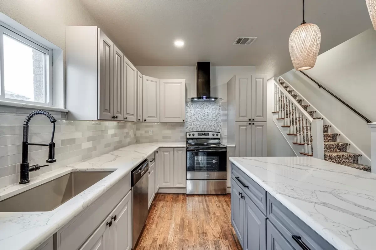 2BR Duplex for Rent in Dallas, TX