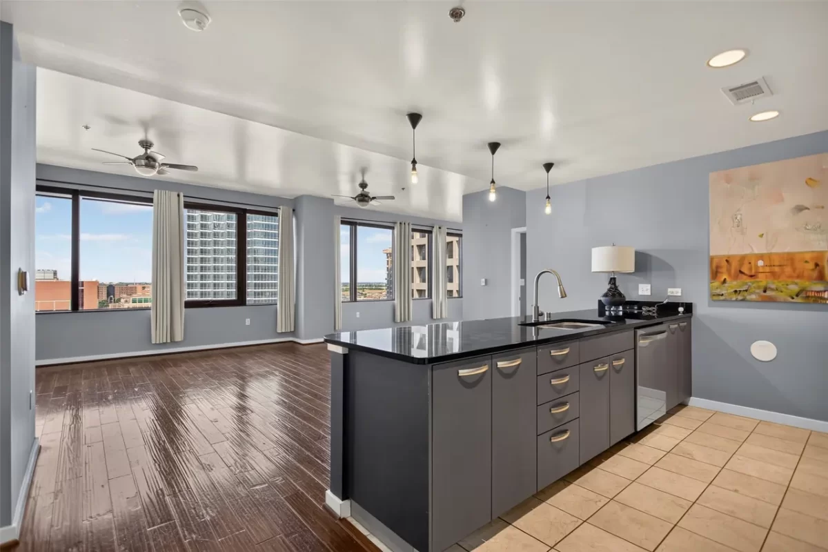 2BR Condo for Rent in Dallas, TX