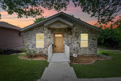3BR House for Sale in Dallas, TX
